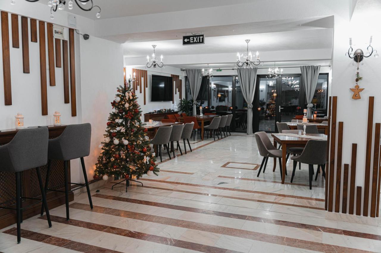 Cumpăna 特拉斯吉拉斯皮斯科内格鲁旅馆酒店 外观 照片